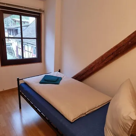Am Schlossbühel 5 Schlafzimmer *